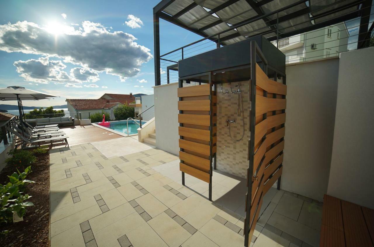 Apartments Gazebo Трогир Екстериор снимка