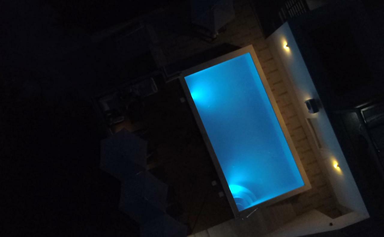 Apartments Gazebo Трогир Екстериор снимка